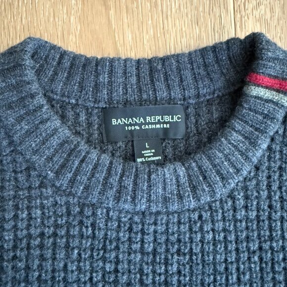 Banana Republic Artie 100% Dark Gray Cashmere Sweater Size Large - Picture 4 of 10